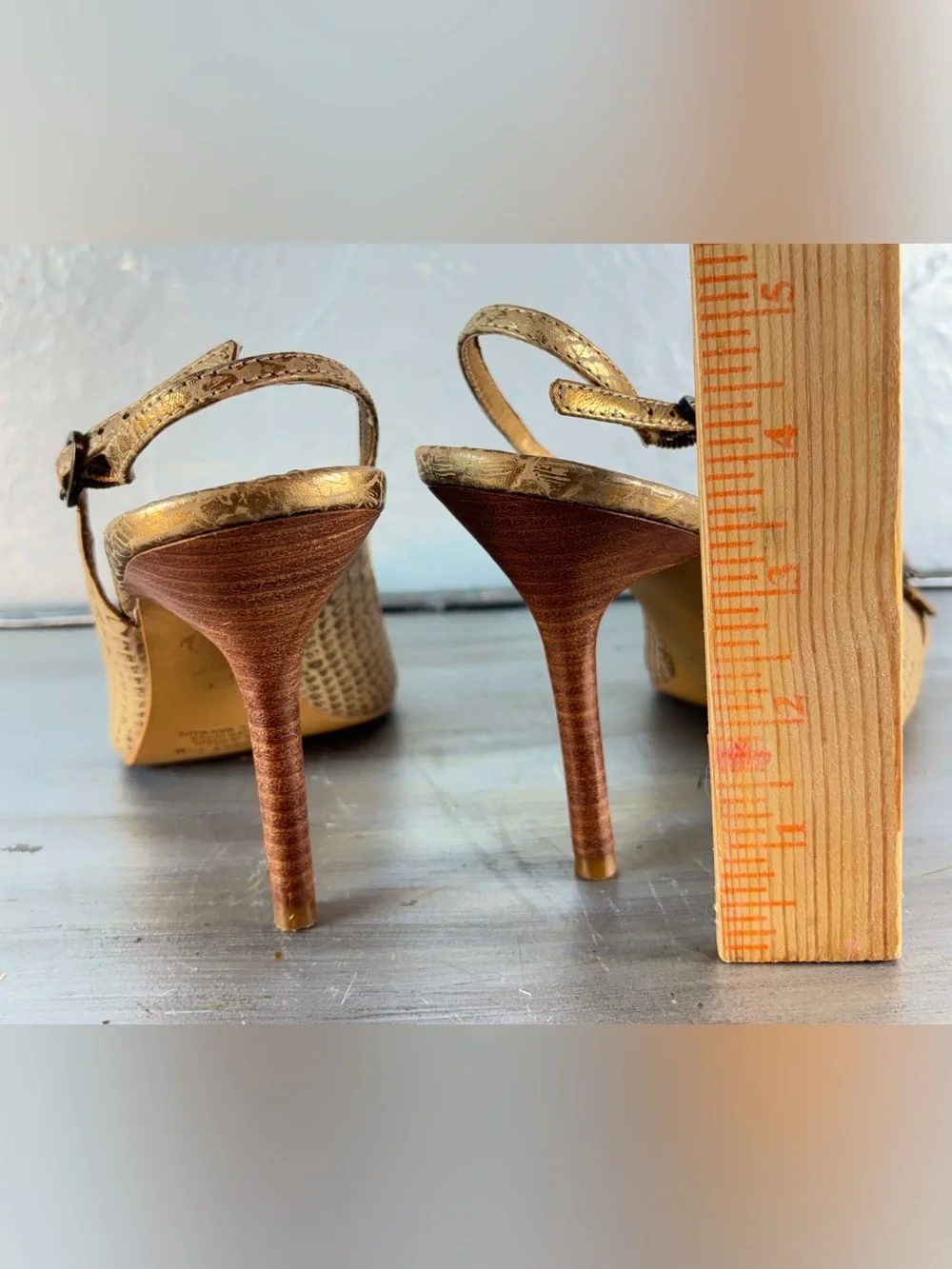 Carlos Santana "Prospect" Metallic Alligator-Textured Slingback Heel Size 7.5 - Picture 13 of 13